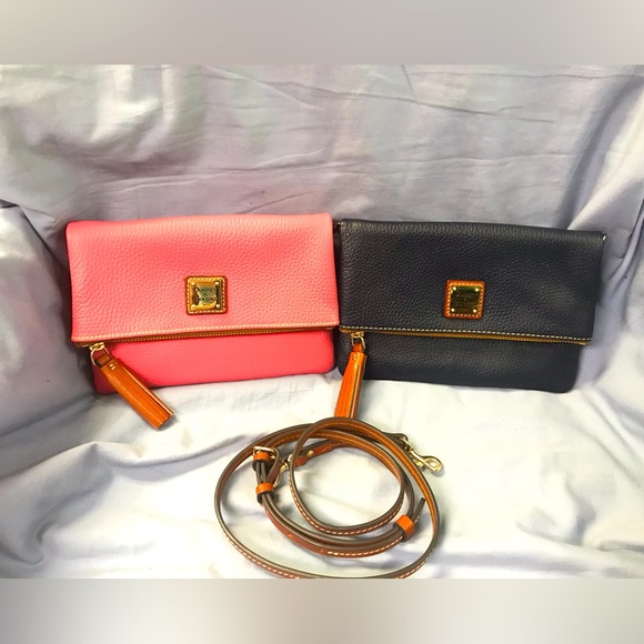 EUC Dooney & Bourke Fold over Zip Small Pebble Leather Crossbodies - Picture 1 of 10